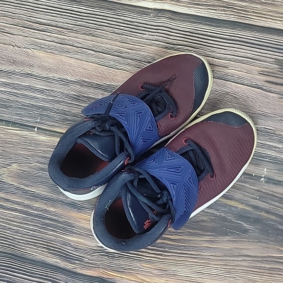 Boys 7Y Nike shoes - Picture 1 of 6